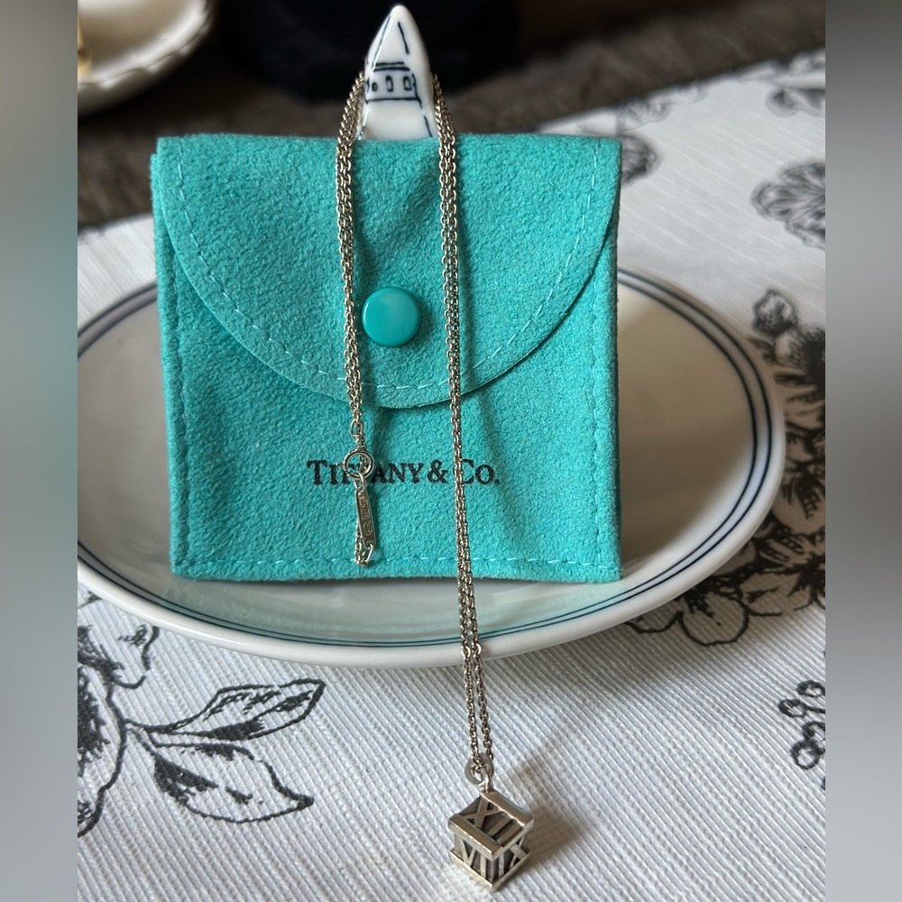 Tiffany & Co AUTHENTIC Atlas 925 Pendant with Sterling Silver Chain